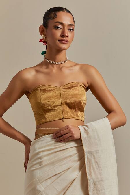 Vinusto Ivory Chanderi Embroidery, Zari Sweetheart Neck Cut Dana Saree Set Online at Aza Fashions Vinusto_Ivory Chanderi Embroidery, Zari Sweetheart Neck Cut Dana Saree Set _Online_at_Aza_Fashions