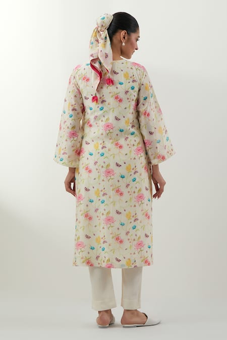 Shop Vinusto Ivory Chanderi Round Neck Floral Printed Kurta Set at Aza Fashions Shop_Vinusto_Ivory Chanderi Round Neck Floral Printed Kurta Set _at_Aza_Fashions