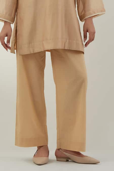 Vinusto Beige Chanderi Cotton Lace V-neck Handwoven Kurta And Pant Set Online at Aza Fashions Vinusto_Beige Chanderi Cotton Lace V-neck Handwoven Kurta And Pant Set _Online_at_Aza_Fashions