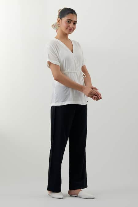 Shop_Vinusto_White Cotton Embroidery V-neck Chikankari Top And Black Pant _Online_at_Aza_Fashions