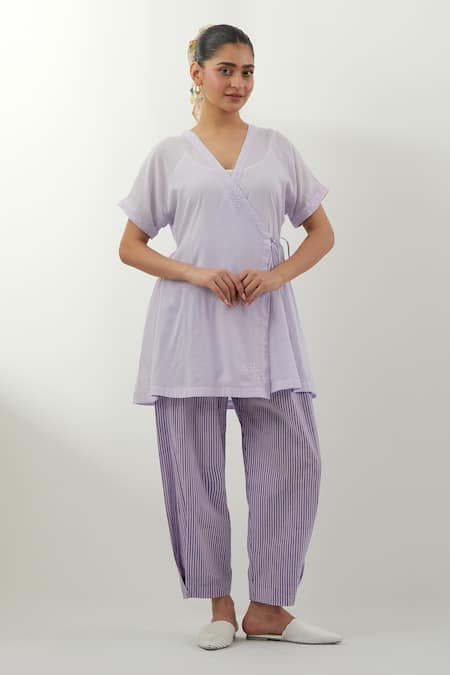 Vinusto Lavender Cotton Embroidery Open Neck Stripe Chikankari Tunic And Pant Set 