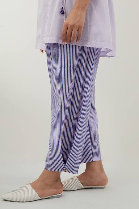 Vinusto_Lavender Cotton Embroidery Open Neck Stripe Chikankari Tunic And Pant Set _at_Aza_Fashions