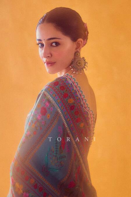 Buy Torani Purple Jersey Embroidery V-neck Dil Nawaz Nasreen Zarqa Saree Set Online at Aza Fashions Buy_Torani_Purple Jersey Embroidery V-neck Dil Nawaz Nasreen Zarqa Saree Set_Online_at_Aza_Fashions