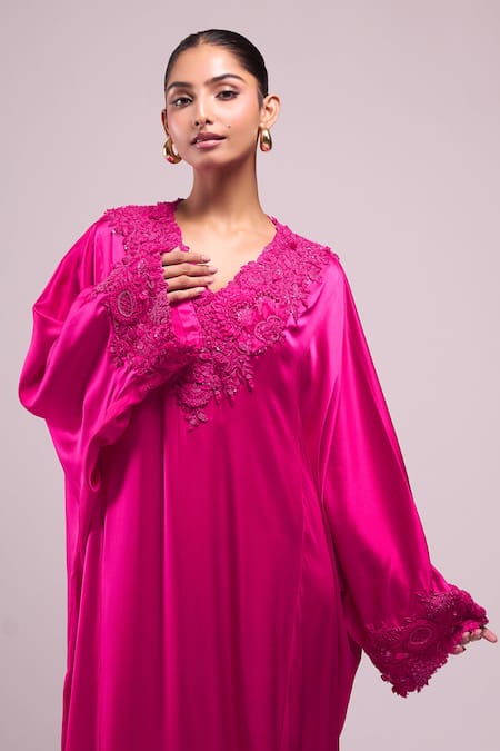 Anamika Khanna_Fuchsia Embroidery V-neck Kaftan And Pant Set _Online_at_Aza_Fashions