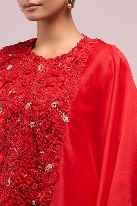 Buy_Anamika Khanna_Red Embroidery Round Neck Kurta Pant Dupatta Set 