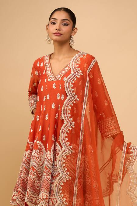 Buy Sheetal Batra Orange Cotton Embroidery V-neck Burnt Anarkali Salwar Set Buy_Sheetal Batra_Orange Cotton Embroidery V-neck Burnt Anarkali Salwar Set