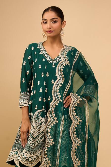 Buy_Sheetal Batra_Emerald Green Embroidery, Sequins V-neck Anarkali Salwar Set 