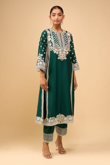 Shop_Sheetal Batra_Emerald Green Embroidery Round Neck Choga With Salwar _Online_at_Aza_Fashions