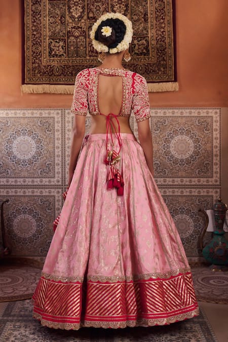 Kapda Dori Fuchsia Banarsi Silk Lehenga Set 