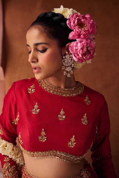 Buy_Kapda Dori_Red Tissue Sequins, Stones, Pearls Round Redish Coral Embroidered Lehenga Set 