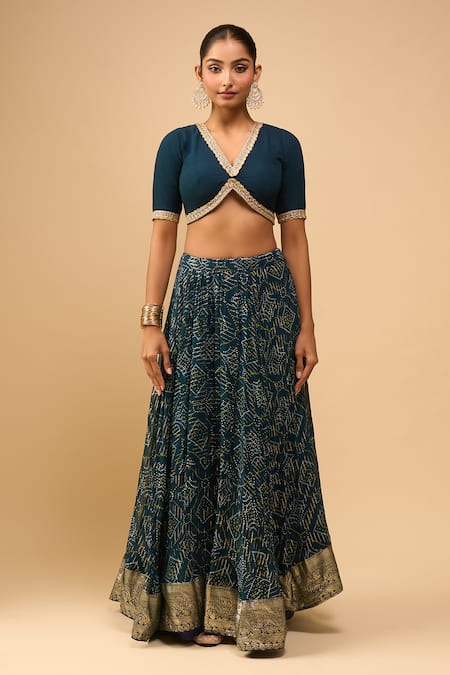 Shop_Naintara Bajaj_Blue Georgette, Chiffon Embroidery V-neck Teal Lehenga Set With Dupatta _Online_at_Aza_Fashions