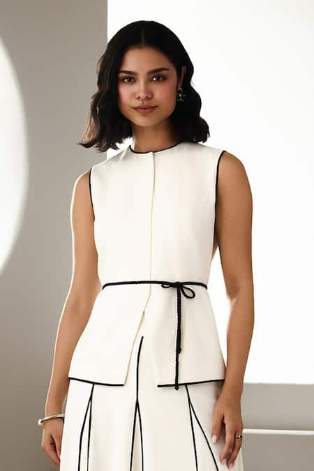 Buy Label Deepika Nagpal Ivory Crepe High Neck Loretta Co-ord Set Online at Aza Fashions Buy_Label Deepika Nagpal_Ivory Crepe High Neck Loretta Co-ord Set _Online_at_Aza_Fashions