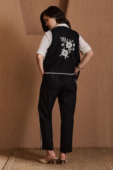 Shop Label Deepika Nagpal Black Cotton, Linen Open Neck, Collared Emiliana Co-ord Set at Aza Fashions Shop_Label Deepika Nagpal_Black Cotton, Linen Open Neck, Collared Emiliana Co-ord Set _at_Aza_Fashions