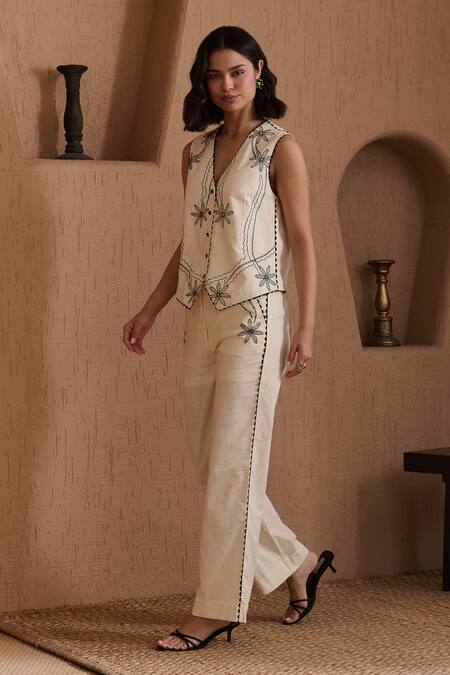 Shop Label Deepika Nagpal Beige Cotton, Linen Embroidery V-neck Niva Co-ord Set Online at Aza Fashions Shop_Label Deepika Nagpal_Beige Cotton, Linen Embroidery V-neck Niva Co-ord Set _Online_at_Aza_Fashions