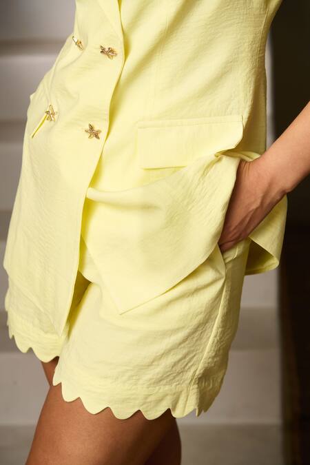 Shop Label Deepika Nagpal Yellow Crepe Butter Tess Co-ord Set Online at Aza Fashions Shop_Label Deepika Nagpal_Yellow Crepe Butter Tess Co-ord Set _Online_at_Aza_Fashions