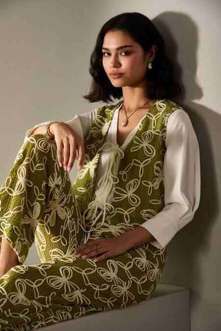 Label Deepika Nagpal_Green Mesh Embroidery V-neck Lumi Co-ord Set _Online_at_Aza_Fashions