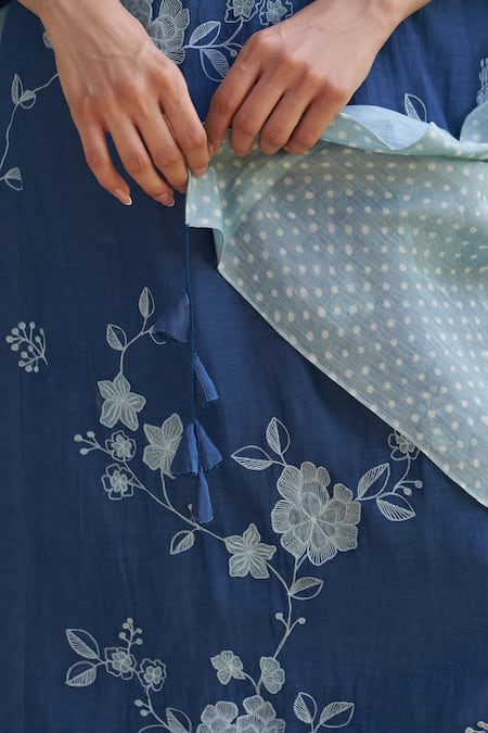 Buy_Vaayu_Blue Muslin, Cotton Embroidery Round Neck Ocean Applique Kurta Set_Online_at_Aza_Fashions