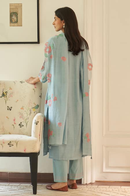 Vaayu Sky Floral Applique Kurta Set 