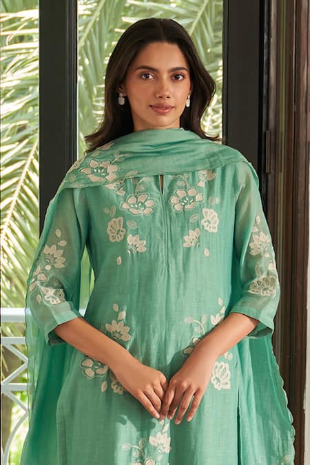 Vaayu Green Muslin, Cotton Embroidery Round Neck Mint Applique Kurta Set Online at Aza Fashions Vaayu_Green Muslin, Cotton Embroidery Round Neck Mint Applique Kurta Set _Online_at_Aza_Fashions