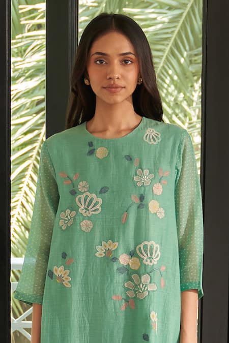 Vaayu Green Muslin, Cotton Applique Round Neck Mint Co-ord Set Online at Aza Fashions Vaayu_Green Muslin, Cotton Applique Round Neck Mint Co-ord Set _Online_at_Aza_Fashions
