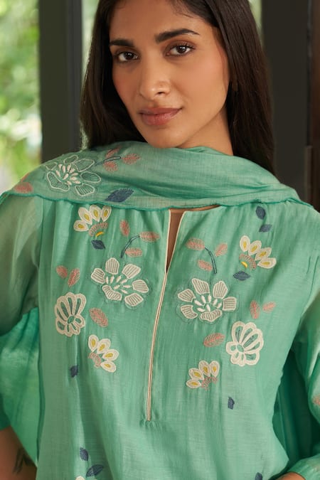 Shop_Vaayu_Green Muslin, Cotton Applique, Embroidery Round Neck Mint Floral Kurta Set _Online_at_Aza_Fashions