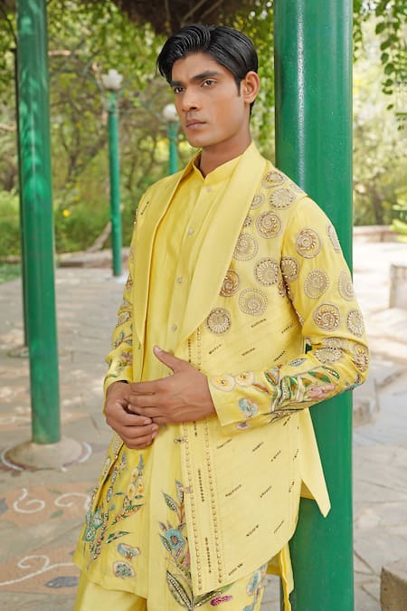 Buy_Soniya G_Yellow Silk Embroidery Designer Silk-blend Kurta Set _Online_at_Aza_Fashions