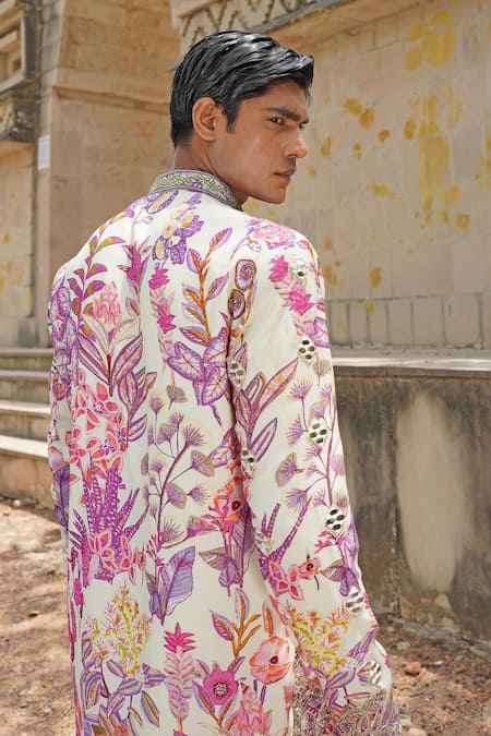 Soniya G_Ivory Chanderi , Embroidery Floral Kurta Set _Online_at_Aza_Fashions