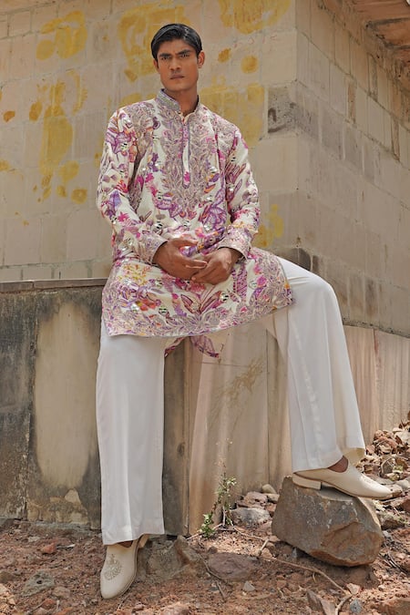 Shop_Soniya G_Ivory Chanderi , Embroidery Floral Kurta Set _Online_at_Aza_Fashions