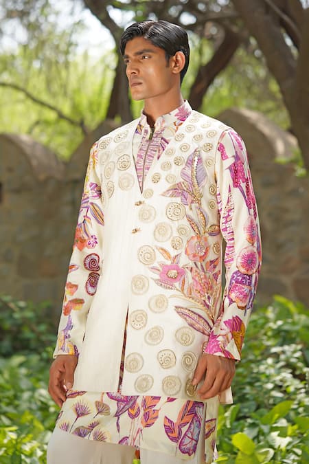 Soniya G_Ivory Silk, Cotton Digital Print Kurta Set _at_Aza_Fashions