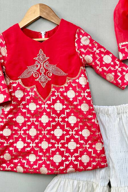 Label Neeti_Red Chanderi, Brocade, Organza Zari, Embroidery Kurta Set _Online_at_Aza_Fashions