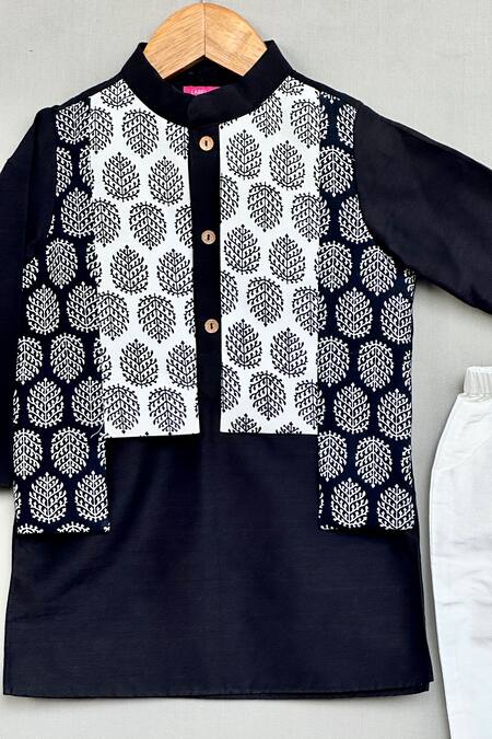 Label Neeti_Black Cotton Kurta Set With Printed Jacket _Online_at_Aza_Fashions