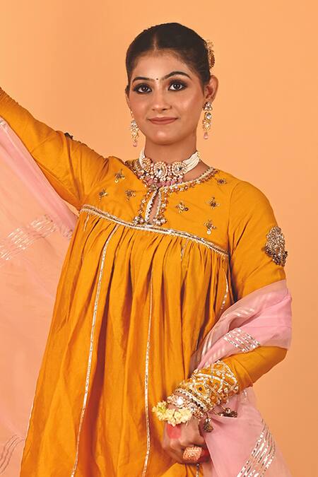 Buy_Mirkashi_Mustard Chanderi, Silk Organza Embroidery Round Neck Yellow Peplum Kurta Set_Online_at_Aza_Fashions