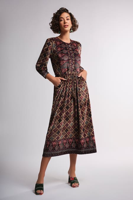 Samyukta Singhania Green Printed Dress With Belt 
