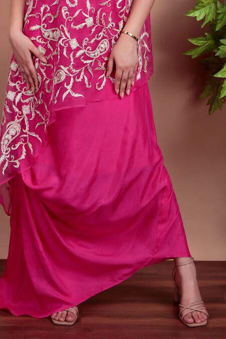 Nidhi Kejriwal_Magenta Silk, Organza Embroidery Round , Square Cape Set _Online_at_Aza_Fashions