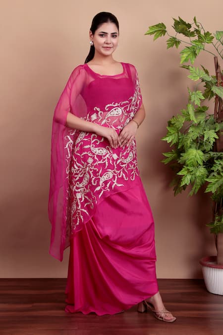 Nidhi Kejriwal_Magenta Silk, Organza Embroidery Round , Square Cape Set _at_Aza_Fashions