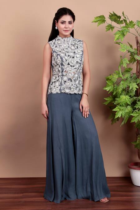 Nidhi Kejriwal_Gray Crepe Embroidery Mandarin Collar Grey Top And Palazzo Set _at_Aza_Fashions