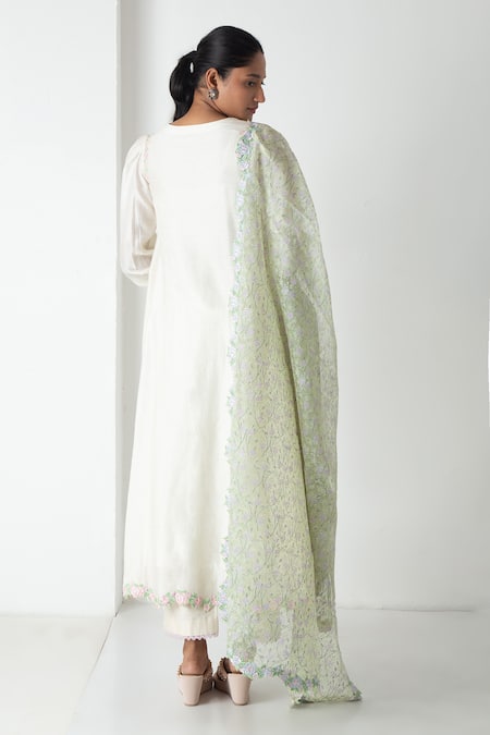 Shop Chhaya Mehrotra Ivory Chanderi, Silk Organza Embroidery Round Neck Kurta Dupatta Set at Aza Fashions Shop_Chhaya Mehrotra_Ivory Chanderi, Silk Organza Embroidery Round Neck Kurta Dupatta Set _at_Aza_Fashions