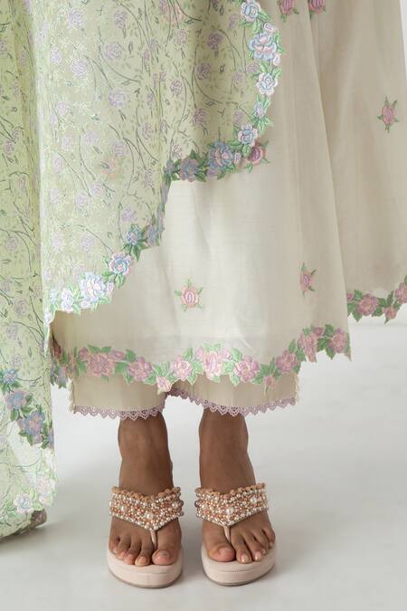 Buy Chhaya Mehrotra Ivory Chanderi, Silk Organza Embroidery Round Neck Kurta Dupatta Set Online at Aza Fashions Buy_Chhaya Mehrotra_Ivory Chanderi, Silk Organza Embroidery Round Neck Kurta Dupatta Set _Online_at_Aza_Fashions