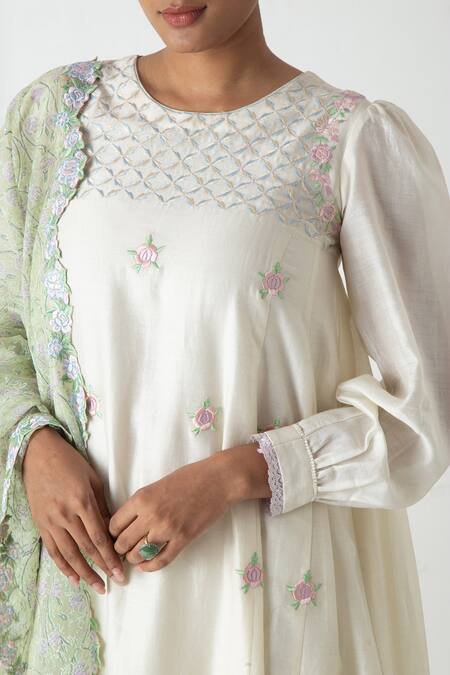 Shop Chhaya Mehrotra Ivory Chanderi, Silk Organza Embroidery Round Neck Kurta Dupatta Set Online at Aza Fashions Shop_Chhaya Mehrotra_Ivory Chanderi, Silk Organza Embroidery Round Neck Kurta Dupatta Set _Online_at_Aza_Fashions