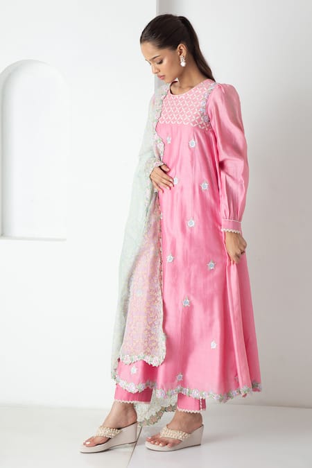 Chhaya Mehrotra Pink Chanderi, Silk Organza Embroidery Round Neck Candy Kurta Pant Set Online at Aza Fashions Chhaya Mehrotra_Pink Chanderi, Silk Organza Embroidery Round Neck Candy Kurta Pant Set _Online_at_Aza_Fashions