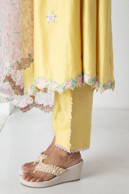 Chhaya Mehrotra Yellow Chanderi, Silk Organza Embroidery Round Neck Kurta Pant Set Online at Aza Fashions Chhaya Mehrotra_Yellow Chanderi, Silk Organza Embroidery Round Neck Kurta Pant Set _Online_at_Aza_Fashions