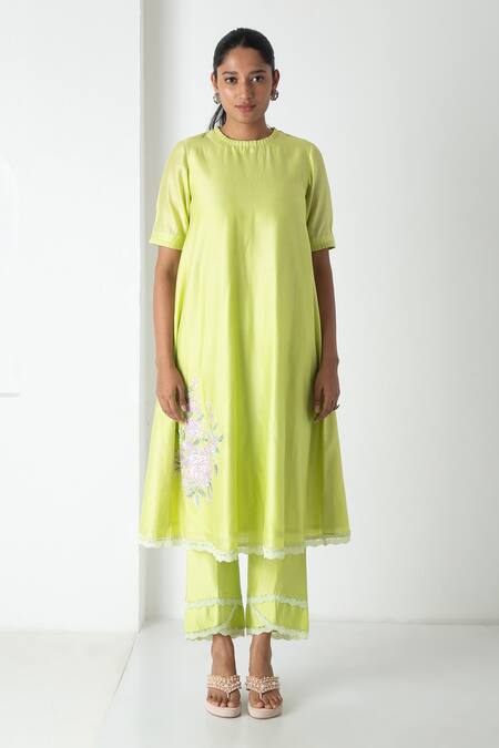 Chhaya Mehrotra Green Chanderi, Silk Organza Embroidery Round Neck Raw Mango Kurta Set Online at Aza Fashions Chhaya Mehrotra_Green Chanderi, Silk Organza Embroidery Round Neck Raw Mango Kurta Set _Online_at_Aza_Fashions