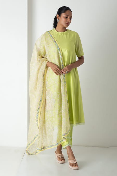 Chhaya Mehrotra Green Chanderi, Silk Organza Embroidery Round Neck Raw Mango Kurta Set 