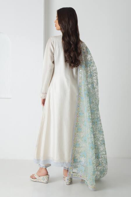Shop Chhaya Mehrotra Ivory Chanderi, Silk Organza Embroidery Round Neck Kurta Pant Set at Aza Fashions Shop_Chhaya Mehrotra_Ivory Chanderi, Silk Organza Embroidery Round Neck Kurta Pant Set _at_Aza_Fashions