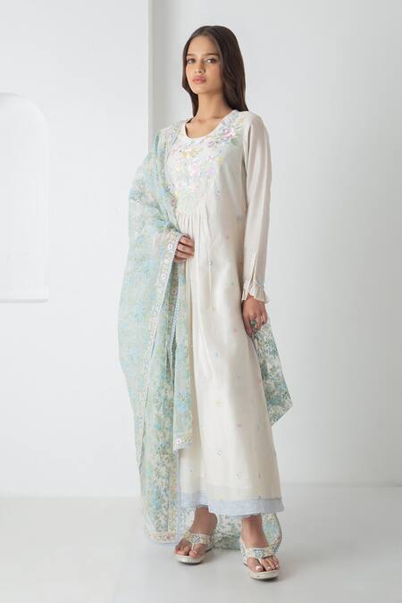 Chhaya Mehrotra Ivory Chanderi, Silk Organza Embroidery Round Neck Kurta Pant Set Online at Aza Fashions Chhaya Mehrotra_Ivory Chanderi, Silk Organza Embroidery Round Neck Kurta Pant Set _Online_at_Aza_Fashions