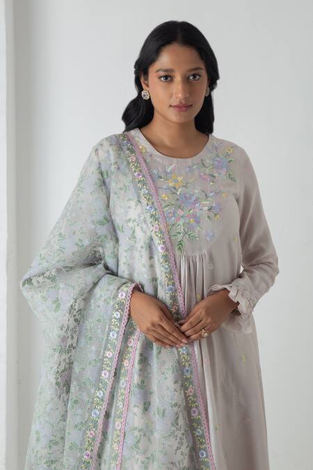 Shop Chhaya Mehrotra Gray Chanderi, Silk Organza Embroidery Round Neck Chalk Grey Kurta Pant Set Online at Aza Fashions Shop_Chhaya Mehrotra_Gray Chanderi, Silk Organza Embroidery Round Neck Chalk Grey Kurta Pant Set _Online_at_Aza_Fashions
