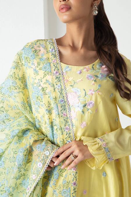 Chhaya Mehrotra Yellow Chanderi, Silk Organza Embroidery Round Neck Illuminating Kurta Set at Aza Fashions Chhaya Mehrotra_Yellow Chanderi, Silk Organza Embroidery Round Neck Illuminating Kurta Set _at_Aza_Fashions