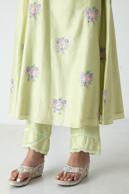 Chhaya Mehrotra Green Chanderi, Silk Organza Embroidery, Lace Round Neck Tea Kurta Pant Set at Aza Fashions Chhaya Mehrotra_Green Chanderi, Silk Organza Embroidery, Lace Round Neck Tea Kurta Pant Set _at_Aza_Fashions