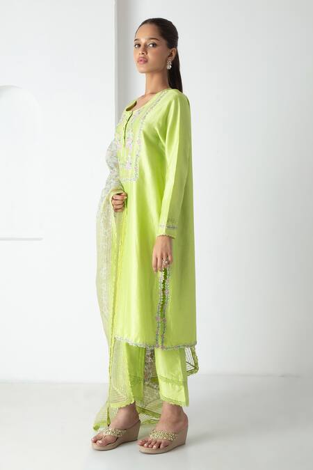 Buy Chhaya Mehrotra Green Chanderi, Silk Organza Embroidery Round Neck Kurta Pant Set Online at Aza Fashions Buy_Chhaya Mehrotra_Green Chanderi, Silk Organza Embroidery Round Neck Kurta Pant Set _Online_at_Aza_Fashions