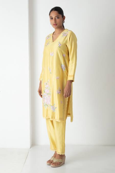 Shop Chhaya Mehrotra Yellow Chanderi, Silk Organza Embroidery V-neck Illuminating Kurta Set Online at Aza Fashions Shop_Chhaya Mehrotra_Yellow Chanderi, Silk Organza Embroidery V-neck Illuminating Kurta Set _Online_at_Aza_Fashions